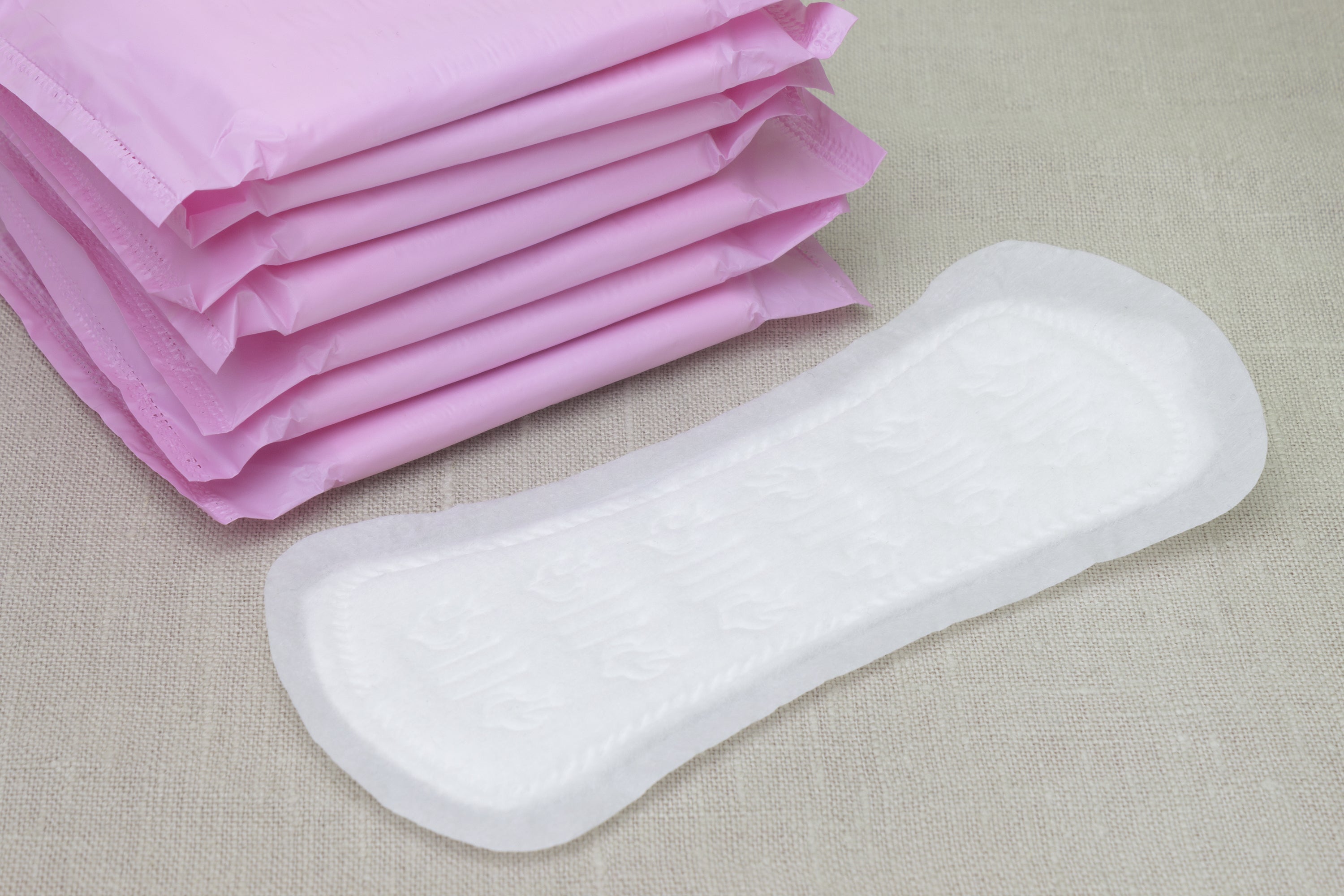 Différence entre un protège-slip et une serviette hygiénique
