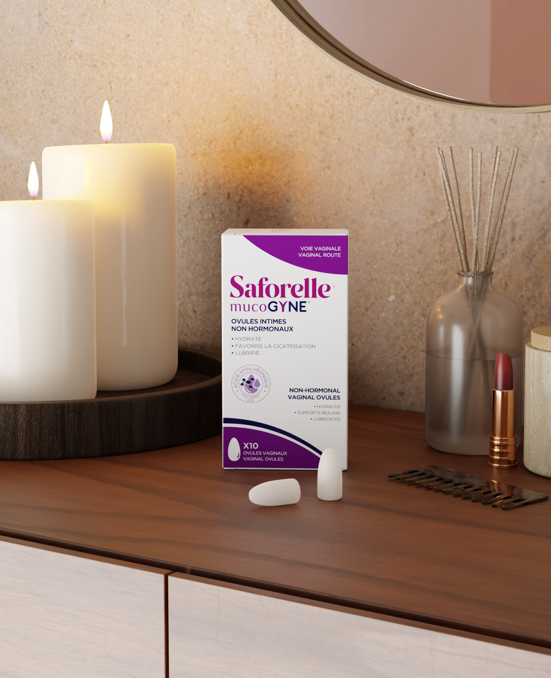 Packaging Saforelle Mucogyne avec ovules intimes sur meuble bois pour apaisement 